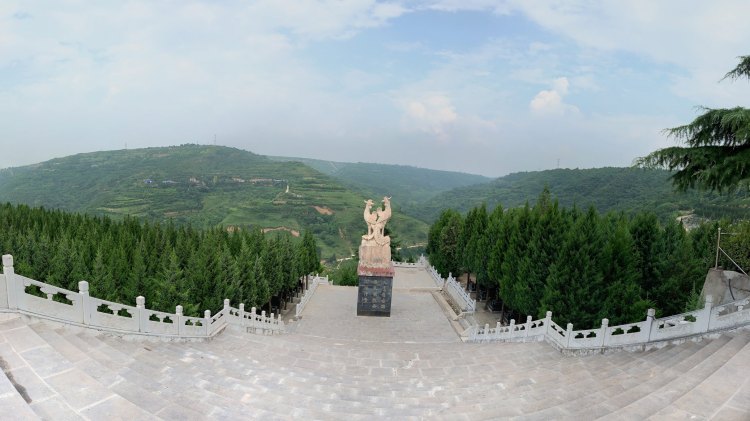 西安青山綠水壽陽山墓園環(huán)境圖片賞析