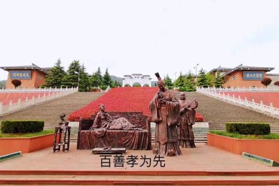 西安霸陵新區(qū)風(fēng)水寶地（多圖）