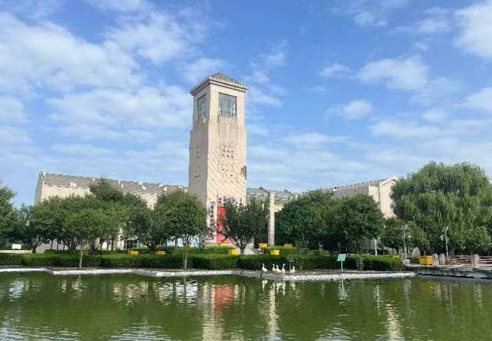 憩靈苑在西安奉正塬公墓中的位置及設(shè)施如何？