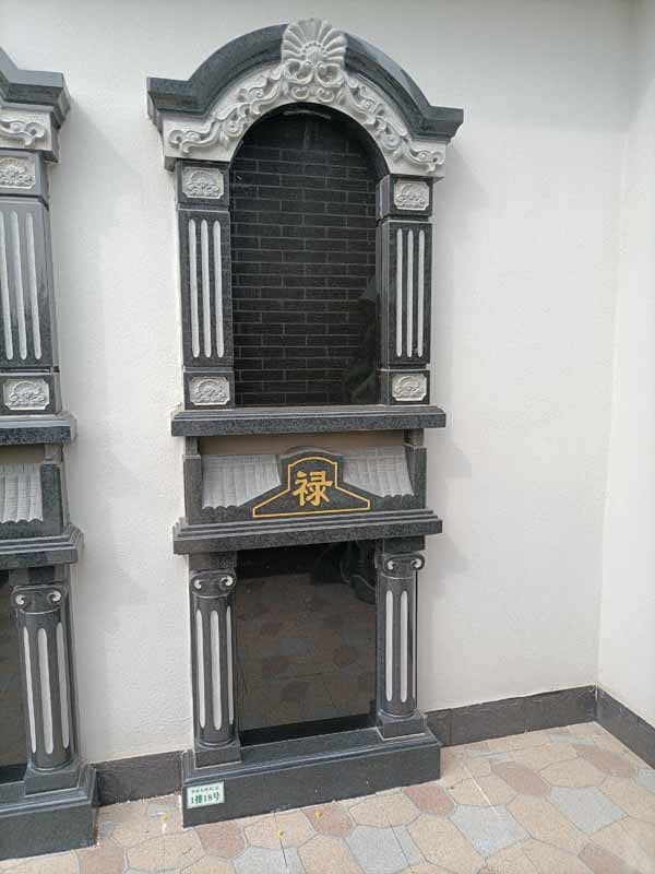 西安閻良漢皇樹葬墓園的主題特色是什么？