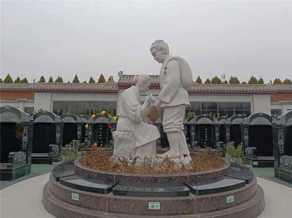 從西安市區(qū)出發(fā)如何前往西安漢皇樹(shù)葬墓園？