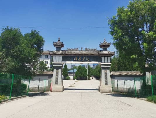 西安鎬京骨灰公墓提供哪些安葬方式？家屬可以享受哪些服務(wù)？