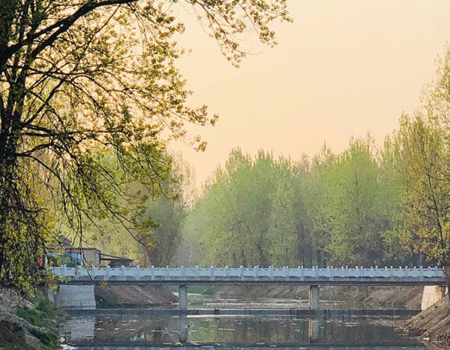 西安神禾墓園的具體地址是什么，如何前往？