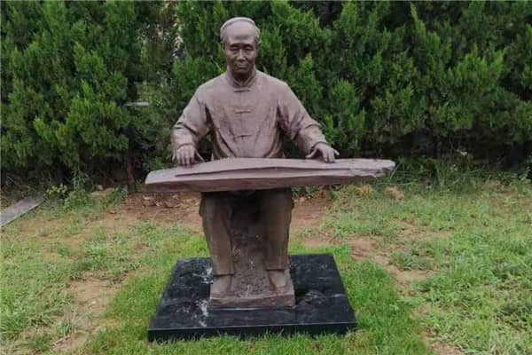 西安壽陽山墓園位于哪個區(qū)域，其周邊地理環(huán)境如何？