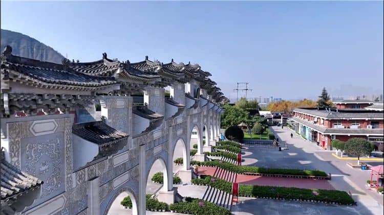 為什么越來越多的家庭選擇霸陵陵園的壁葬服務(wù)？